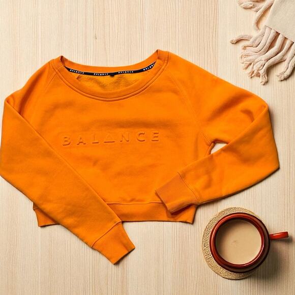 Balance Athletica Vitality Cropped Crew Neck Vibrant Orange Cropped Top Size: XS - Picture 2 of 7